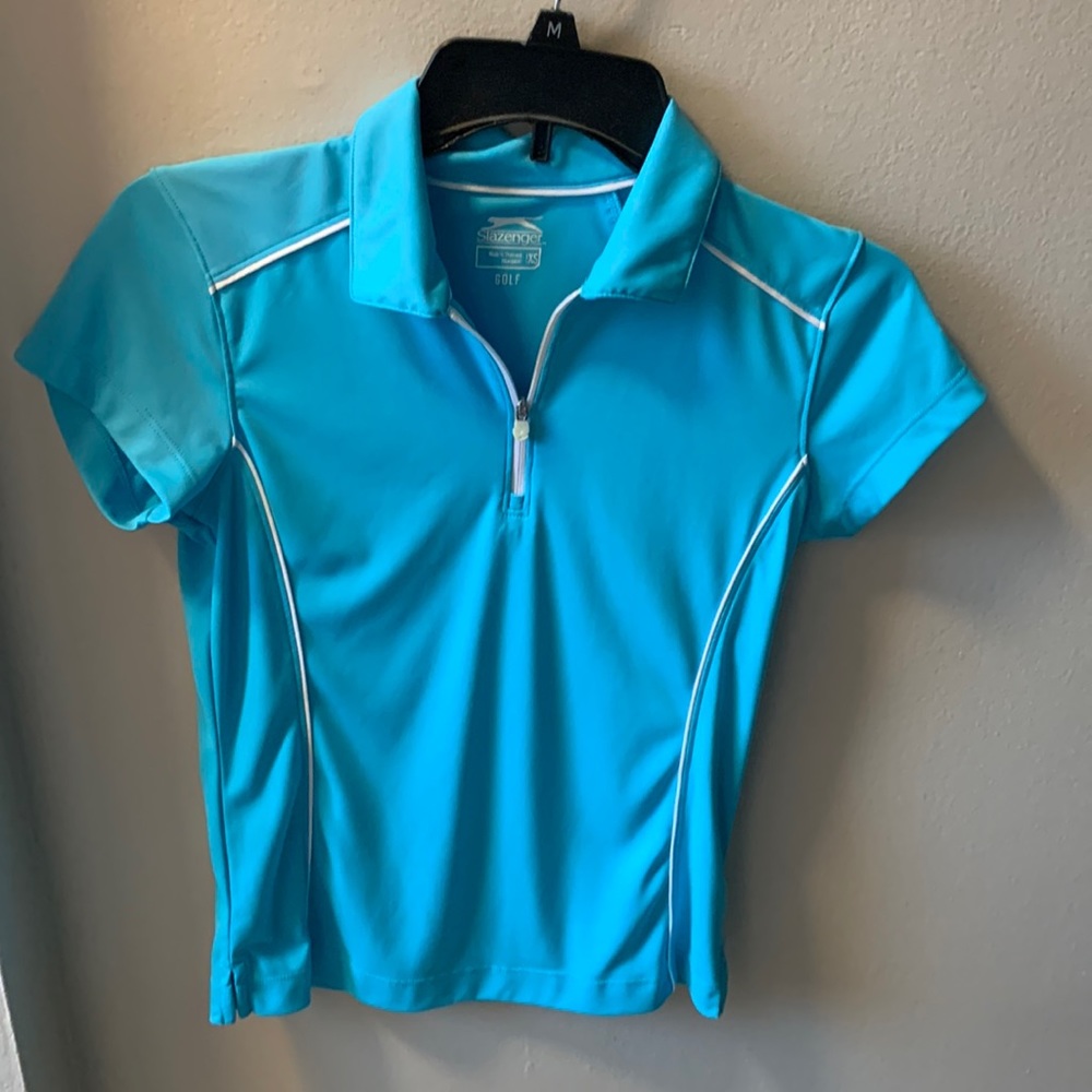 Women’s XS golf shirt